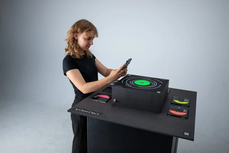 ArchiveDiscs Projekt von Elias Hansbauer und Lena Breidenbach